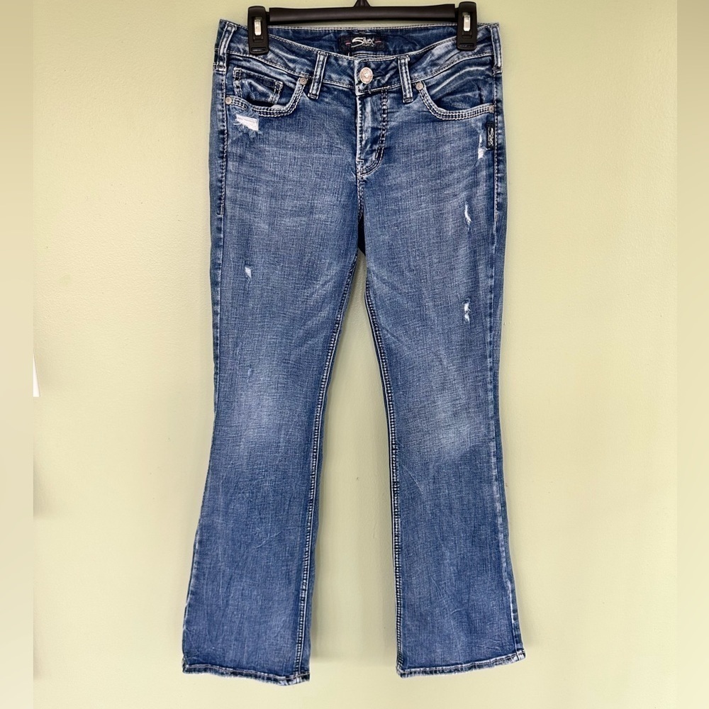 Silver Jeans Suki womens 29/31 medium wash mid rise slim bootcut Distressed blue